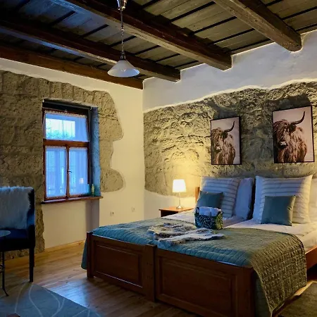Vitamin B63 Vendeghaz Guest house