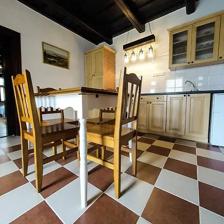 Vitamin B63 Vendeghaz Guest house